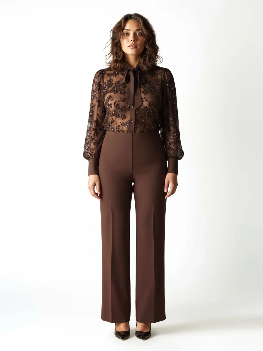 Blusa Curvy cioccolato con ricamo di paillettes